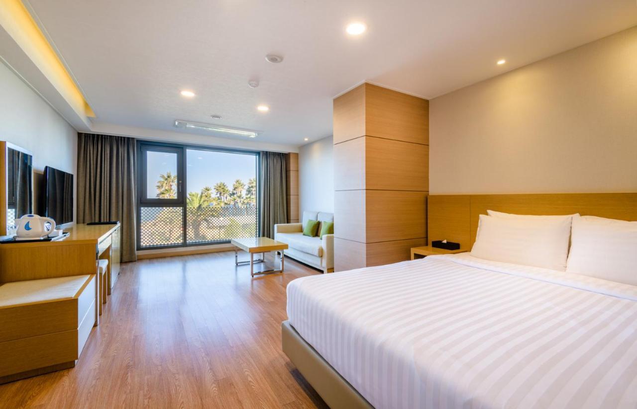 Uni Hotel Jeju Exterior photo
