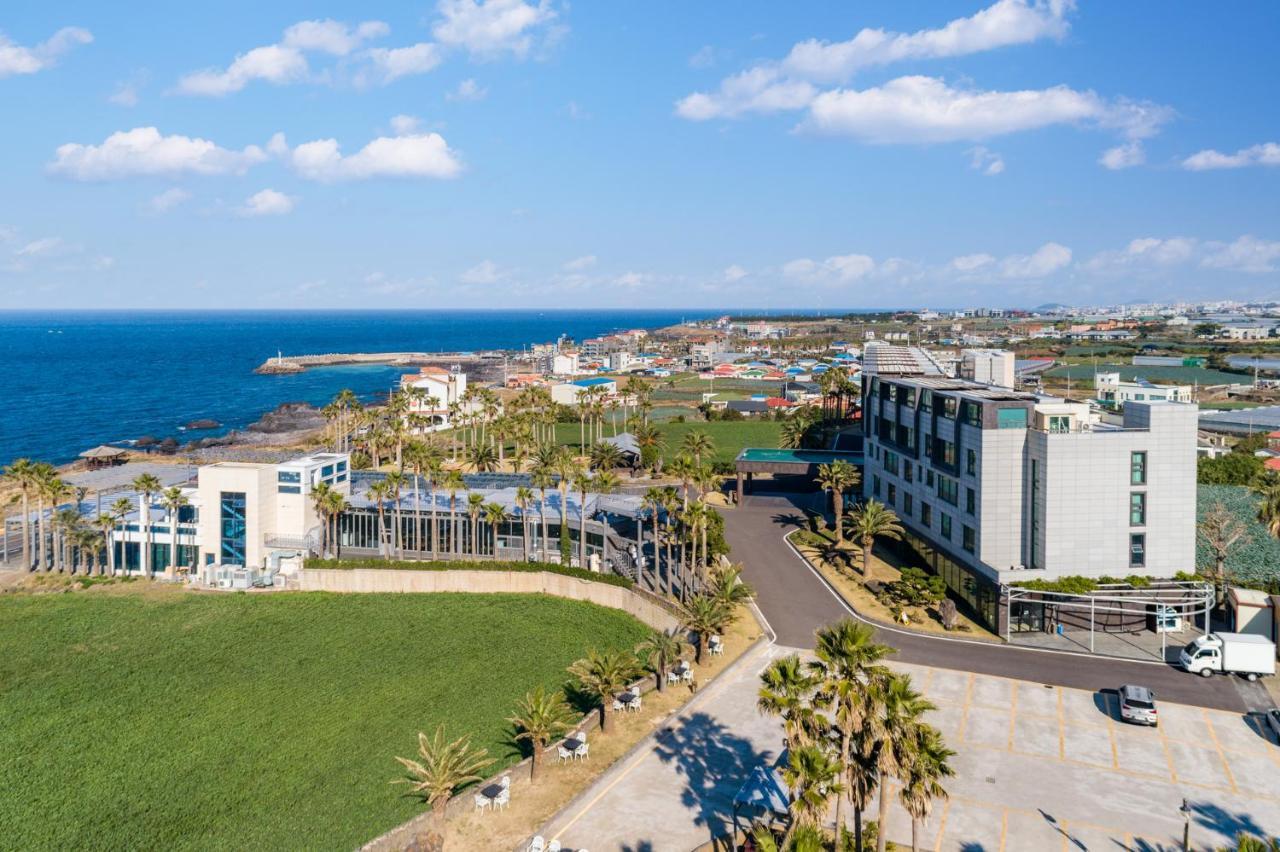 Uni Hotel Jeju Exterior photo